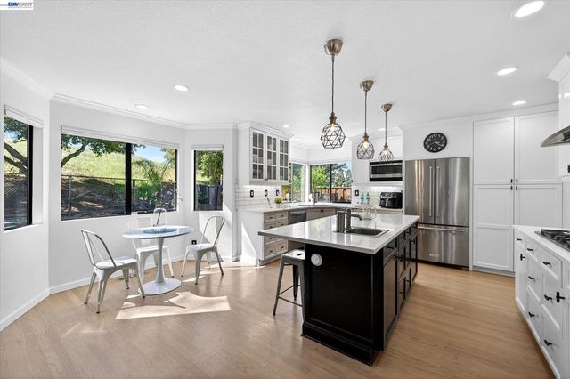 1131 Mataro Ct, Pleasanton, CA 94566