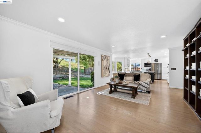 1131 Mataro Ct, Pleasanton, CA 94566