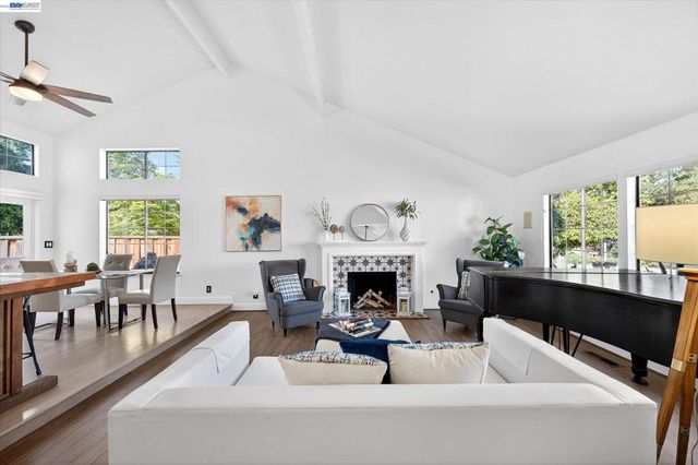 1131 Mataro Ct, Pleasanton, CA 94566