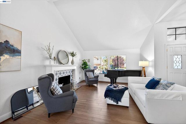 1131 Mataro Ct, Pleasanton, CA 94566