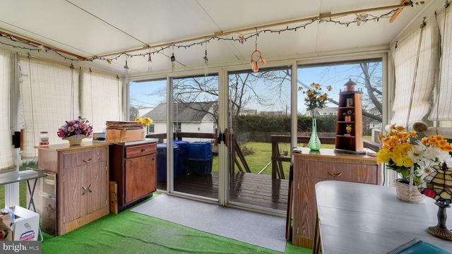 111 DEHAVEN AVE, Langhorne, PA 19047