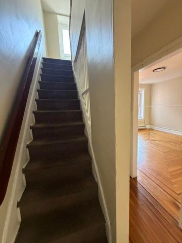 24 North 11th Street 2, Allentown City, PA 18101