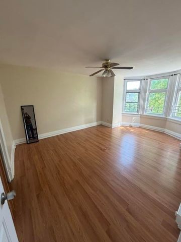 24 North 11th Street 2, Allentown City, PA 18101