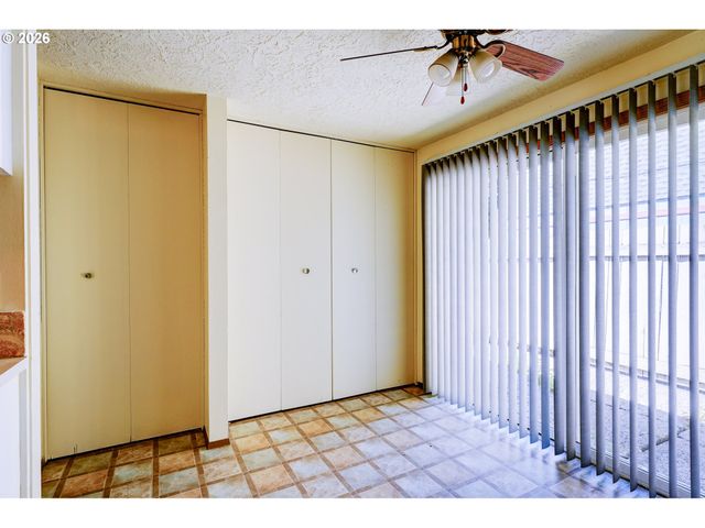 611 Se 139TH Ave, Portland, OR 97233