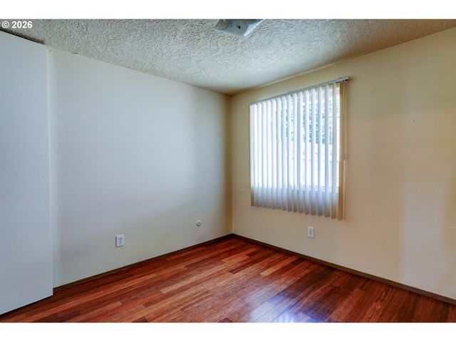 611 Se 139TH Ave, Portland, OR 97233