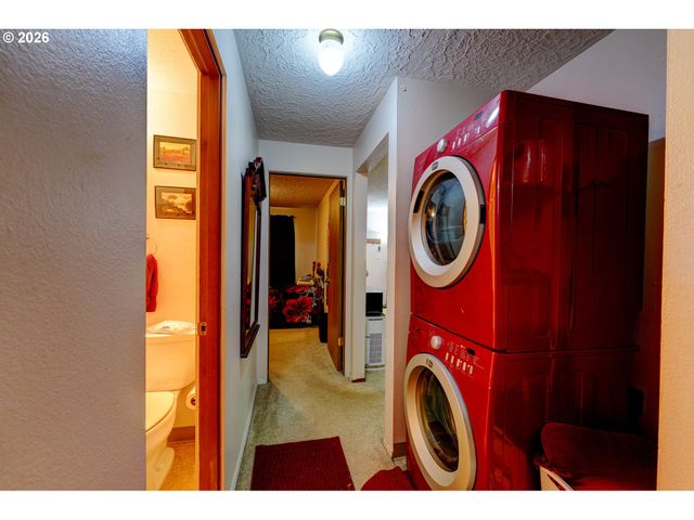 611 Se 139TH Ave, Portland, OR 97233