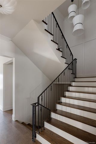 105 Southmoor Drive, Denver, CO 80220