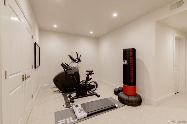 105 Southmoor Drive, Denver, CO 80220