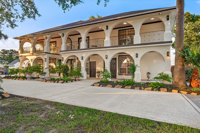 21832 Rayford Road, Humble, TX 77338