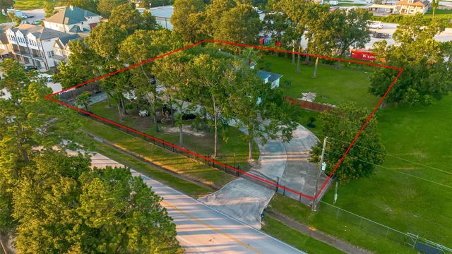 21832 Rayford Road, Humble, TX 77338