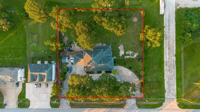 21832 Rayford Road, Humble, TX 77338