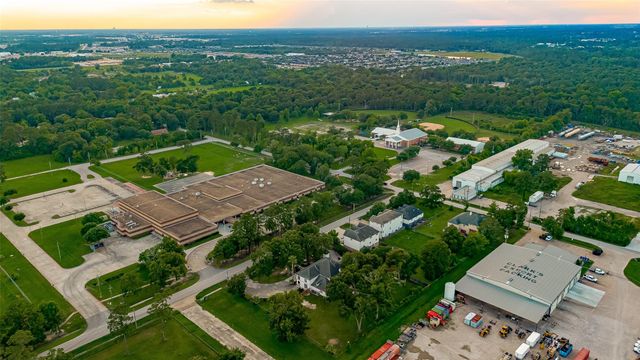21832 Rayford Road, Humble, TX 77338