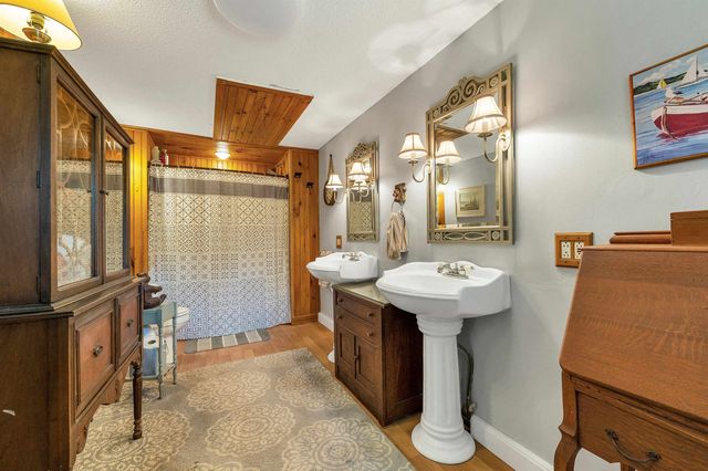 539 N Main Street, Wolfeboro, NH 03894