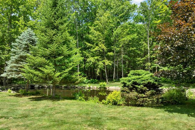 539 N Main Street, Wolfeboro, NH 03894