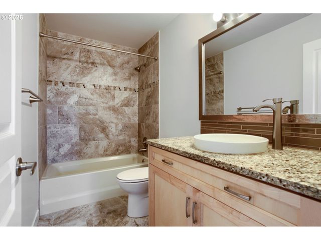 20878 Nw LONGBOW Ln, Beaverton, OR 97006