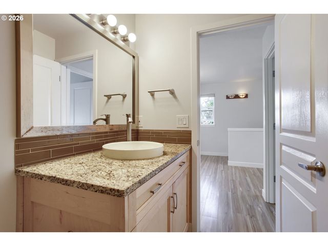 20878 Nw LONGBOW Ln, Beaverton, OR 97006