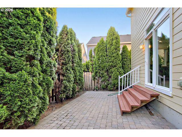 20878 Nw LONGBOW Ln, Beaverton, OR 97006