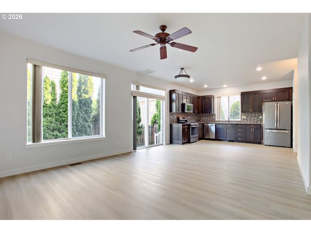 20878 Nw LONGBOW Ln, Beaverton, OR 97006