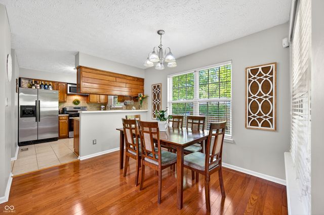 44 Ponsonby Court, Indianapolis, IN 46214