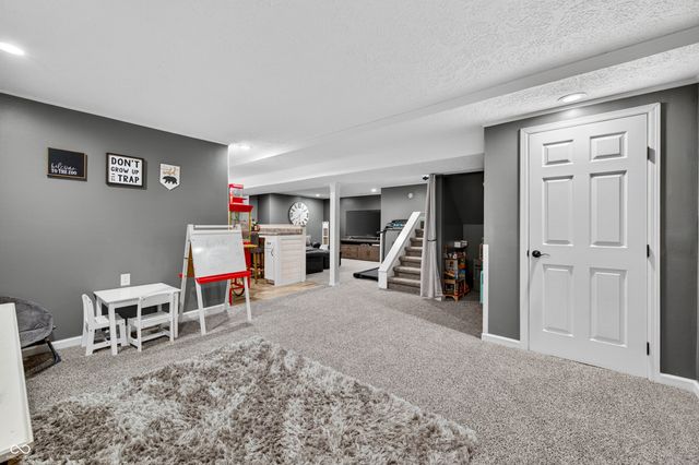 44 Ponsonby Court, Indianapolis, IN 46214