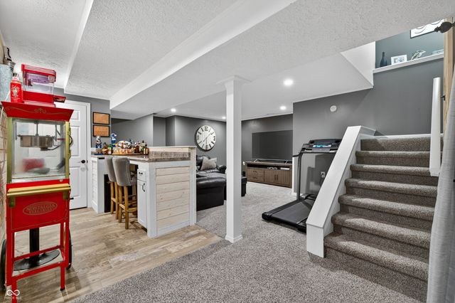 44 Ponsonby Court, Indianapolis, IN 46214