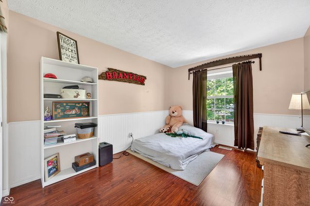 44 Ponsonby Court, Indianapolis, IN 46214