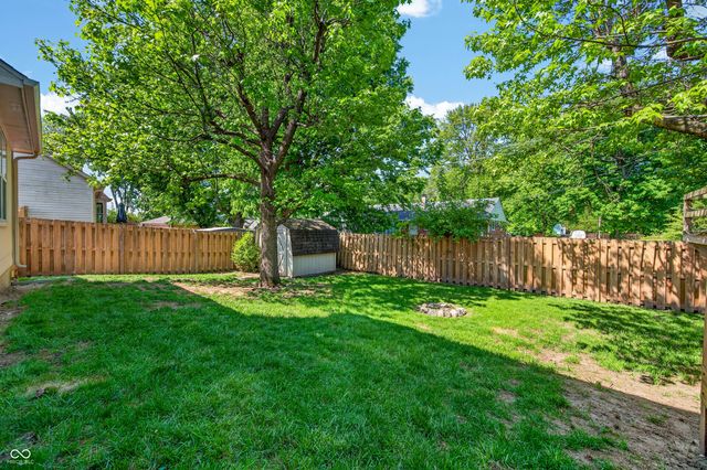 44 Ponsonby Court, Indianapolis, IN 46214
