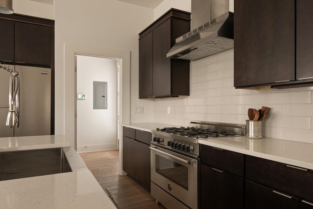 321 Garfield St, Nashville, TN 37208