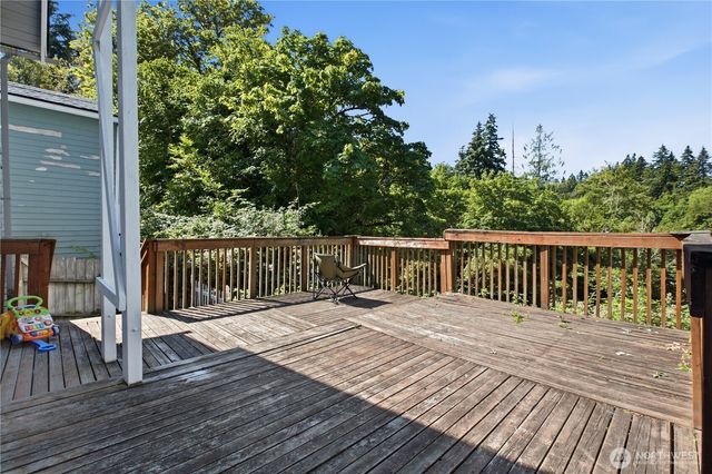 1242 Ridgeway Place E, Port Orchard, WA 98366