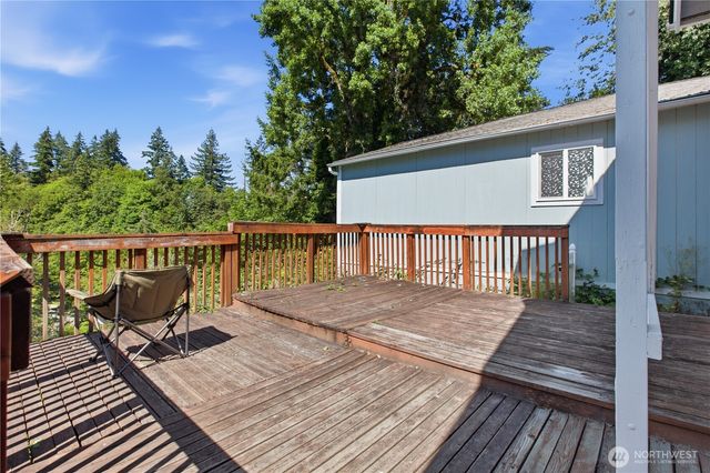 1242 Ridgeway Place E, Port Orchard, WA 98366