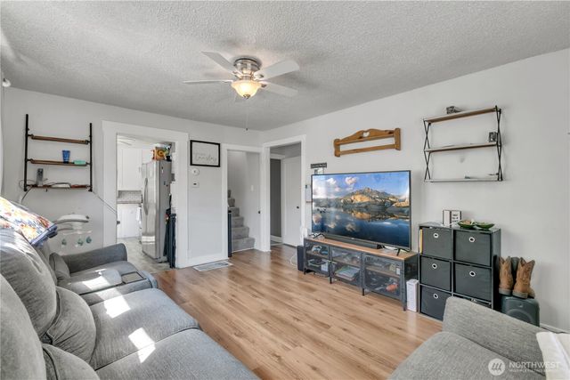 1242 Ridgeway Place E, Port Orchard, WA 98366