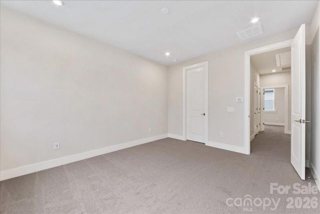 6016 Pivot Court, Charlotte, NC 28205