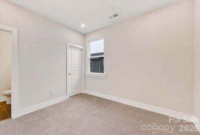 6016 Pivot Court, Charlotte, NC 28205