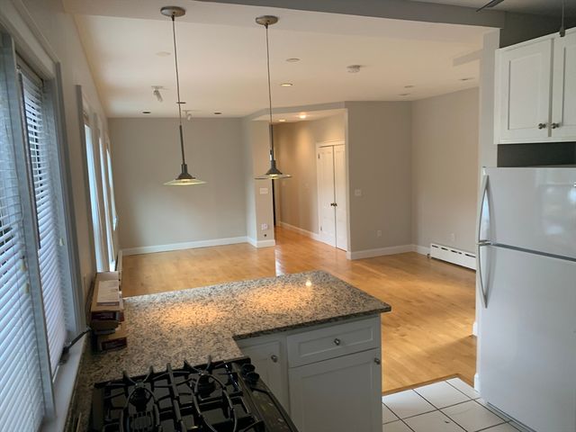 10 Hingham Street 1, Cambridge, MA 02138