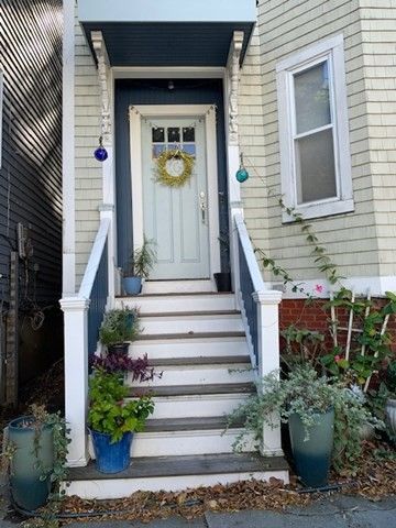 10 Hingham Street 1, Cambridge, MA 02138