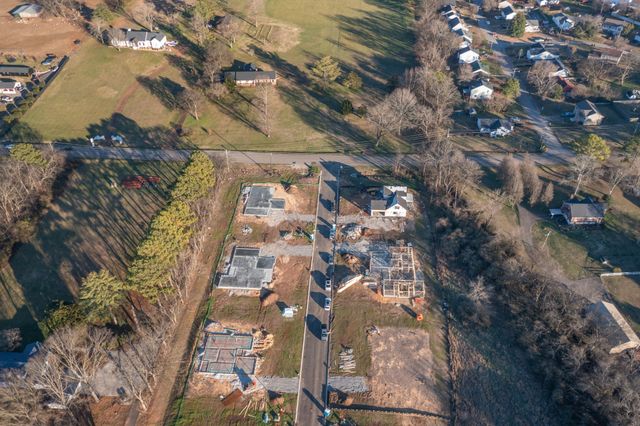 106 Centennial Lane, Columbia, TN 38401