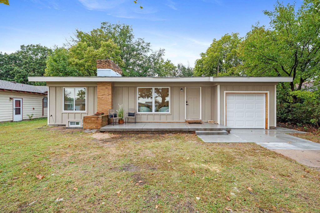 2913 N Vassar St, Wichita, KS 67220