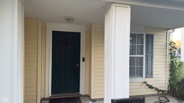 2992 Sentiment Lane, Greenwood, IN 46143