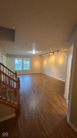 2992 Sentiment Lane, Greenwood, IN 46143