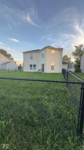 2992 Sentiment Lane, Greenwood, IN 46143