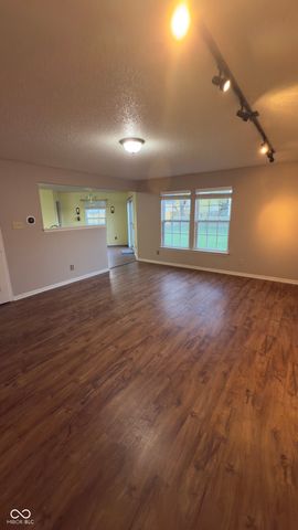 2992 Sentiment Lane, Greenwood, IN 46143