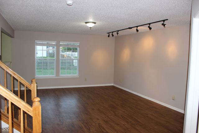 2992 Sentiment Lane, Greenwood, IN 46143