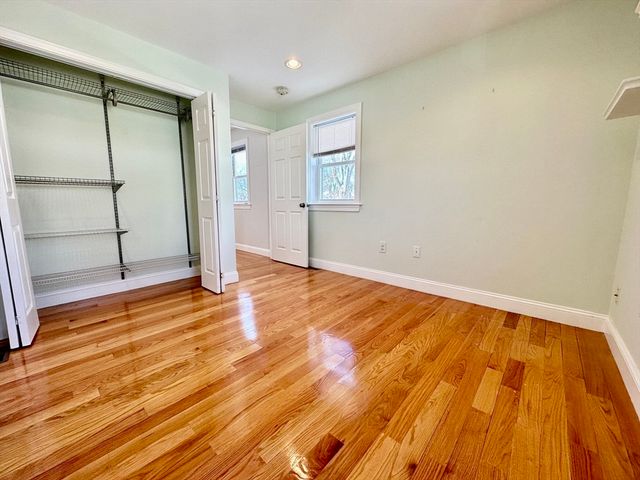 62 Dunboy St 62, Boston, MA 02135