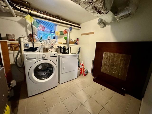 62 Dunboy St 62, Boston, MA 02135