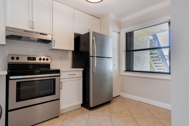 1272 S Military Trail 313, Deerfield Beach, FL 33442