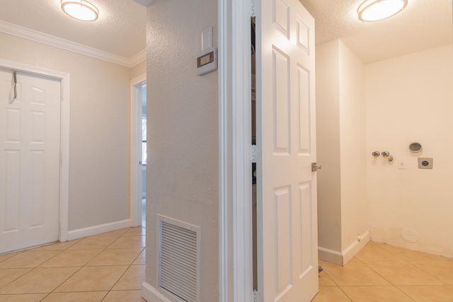 1272 S Military Trail 313, Deerfield Beach, FL 33442