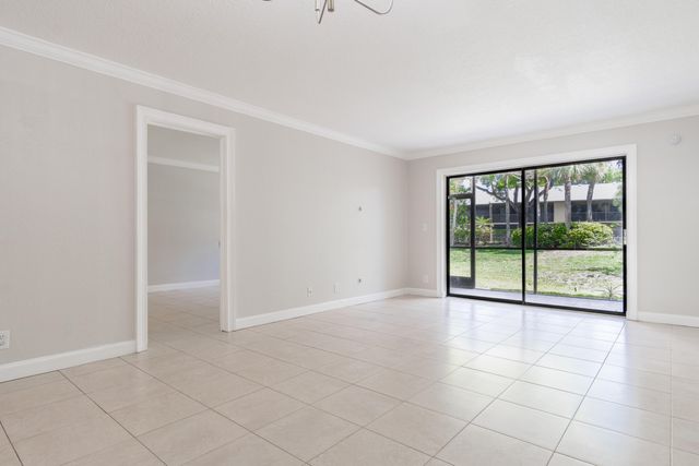 1272 S Military Trail 313, Deerfield Beach, FL 33442
