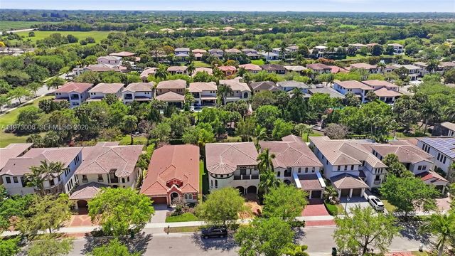 9564 Exbury Ct, Parkland, FL 33076