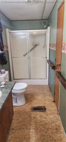 638 Hughart Drive, Charleston, WV 25320