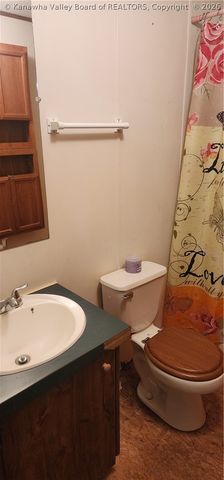 638 Hughart Drive, Charleston, WV 25320